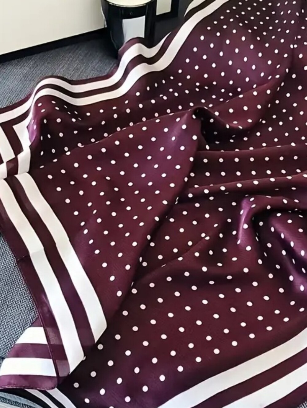 Silk-feel Polka Dot & Stripe Neck Scarf - Head Scarf 70×70cm - Picture 3 of 3